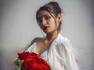 Eroottinen videokeskustelu MayBakary