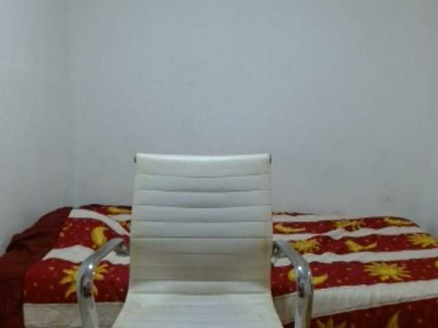 Lähettää kuvakaappauksia MayraMeneses