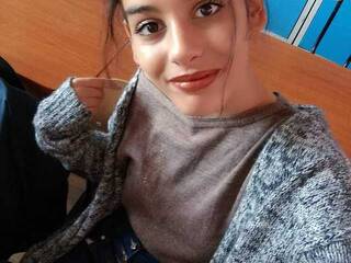 Eroottinen videokeskustelu MazikeenQueen