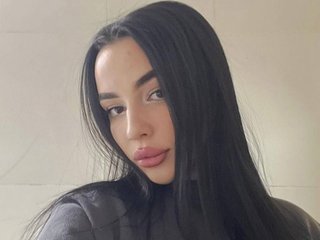 Eroottinen videokeskustelu MedissonBlue