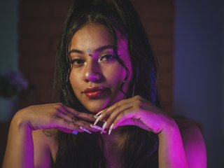 Eroottinen videokeskustelu Megan-Thompson1