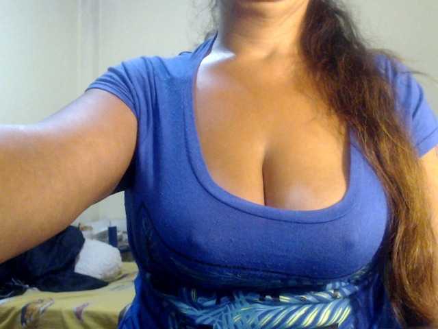 Kuvat Meganny2023 short requests 15 tks #curvy #mature #bigboobs #anal