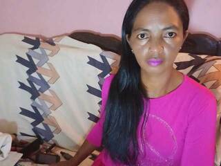 Eroottinen videokeskustelu Meganqueen