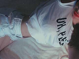 Eroottinen videokeskustelu melanisa