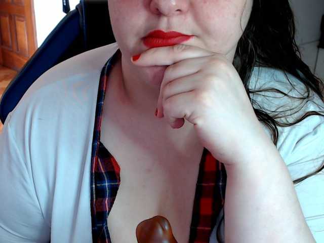 Kuvat Kimberly_BBW IS MY HAPPY BRITDAY MAKE ME VIBRATE WITH TOKENS I WANT TO RUN