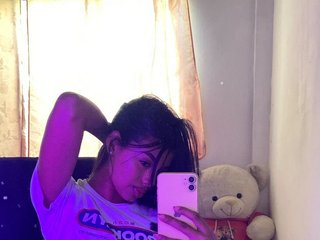 Eroottinen videokeskustelu MelissaLux