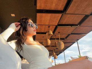 Eroottinen videokeskustelu MelodyRoberts