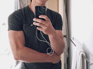 Eroottinen videokeskustelu Mercytzy