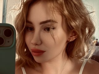 Eroottinen videokeskustelu MerriiiRosalee