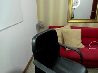 Eroottinen videokeskustelu MerryColin