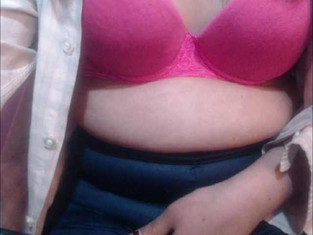 Lähettää kuvakaappauksia messybitch