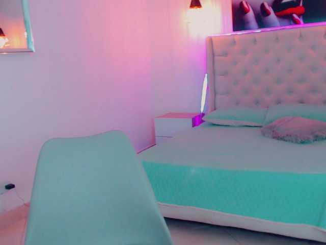 Kuvat mia-candyh Hello my loves, welcome to my room .... ready to have fun. ??