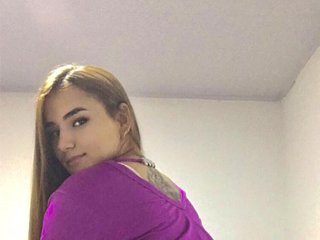 Eroottinen videokeskustelu MiaBallen