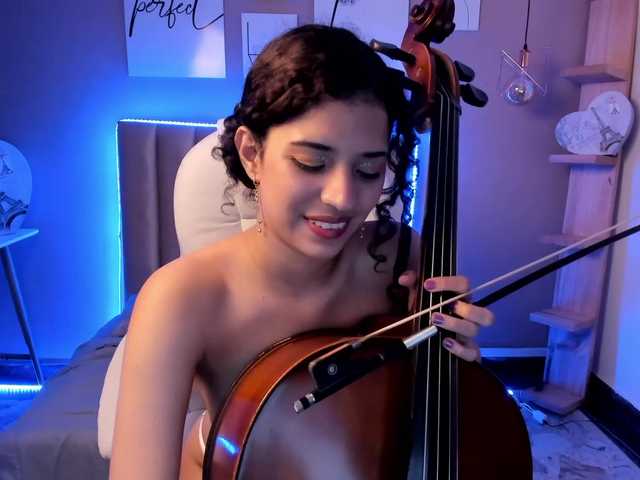 Kuvat MiaCollinns FANBOOST = FINGERING ♥Hi guys I play my cello today, Try to take my concentration with your vibration Remember follow me on my social media.