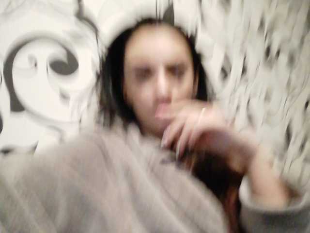 Lähettää kuvakaappauksia MiaMiss