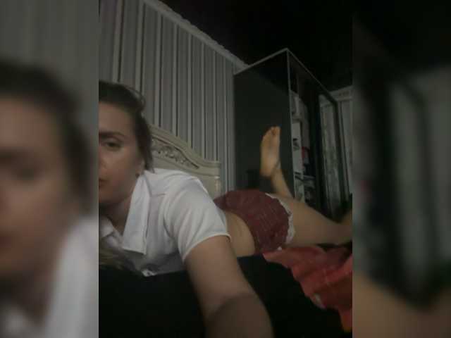 Lähettää kuvakaappauksia MiaMiss