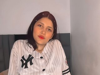 Eroottinen videokeskustelu miathompson99