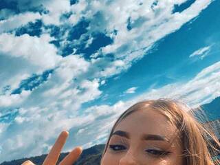 Eroottinen videokeskustelu MicaelaSmith