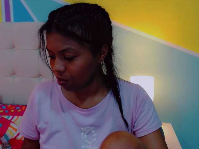 Lähettää kuvakaappauksia michelnaugthy