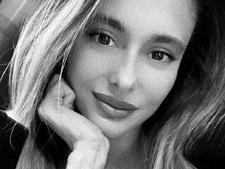 Eroottinen videokeskustelu Mikkajul