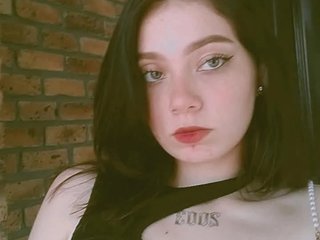 Eroottinen videokeskustelu MilaFyre