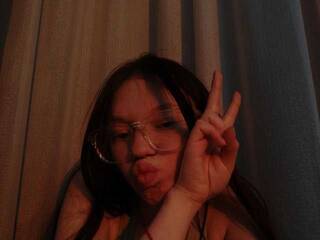 Eroottinen videokeskustelu Milakha