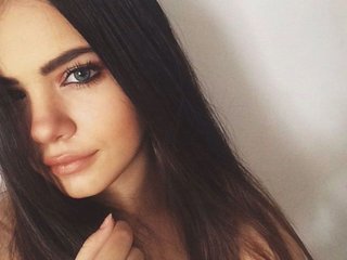 Eroottinen videokeskustelu MilenaCat