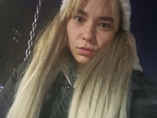 Eroottinen videokeskustelu Milkyes