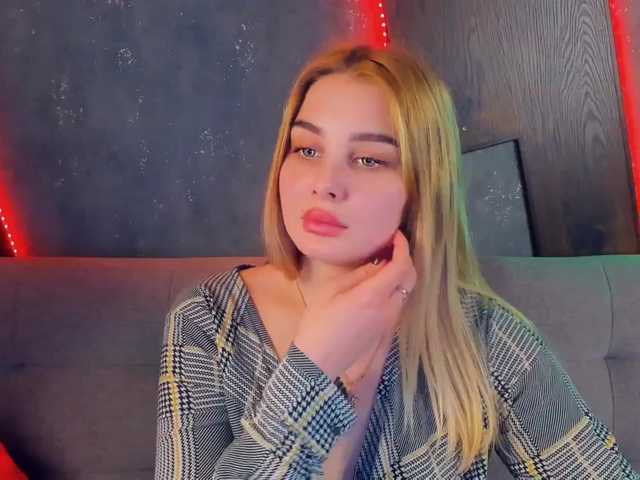 Lähettää kuvakaappauksia MillaDoll