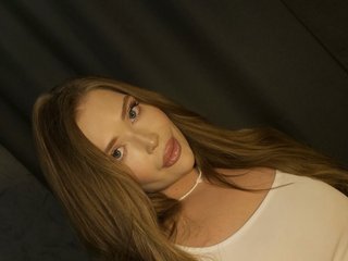 Eroottinen videokeskustelu MILLEDIUM