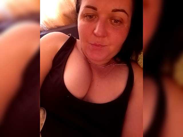 Lähettää kuvakaappauksia Millie-Eloise