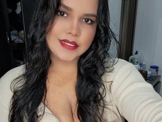 Eroottinen videokeskustelu Millysofia