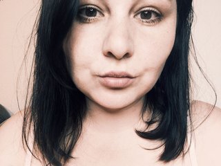 Eroottinen videokeskustelu Mirabella