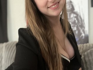 Eroottinen videokeskustelu MirannaCult