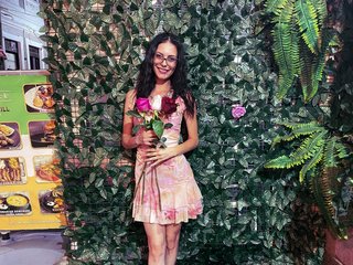 Eroottinen videokeskustelu MiryamyrGoddess25