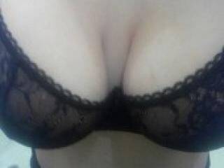 Eroottinen videokeskustelu mismey