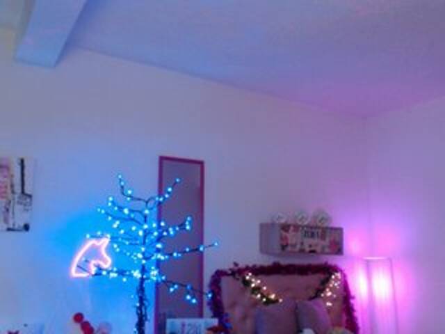 Lähettää kuvakaappauksia Miss-Bonnie