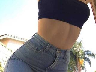 Eroottinen videokeskustelu MissAlina