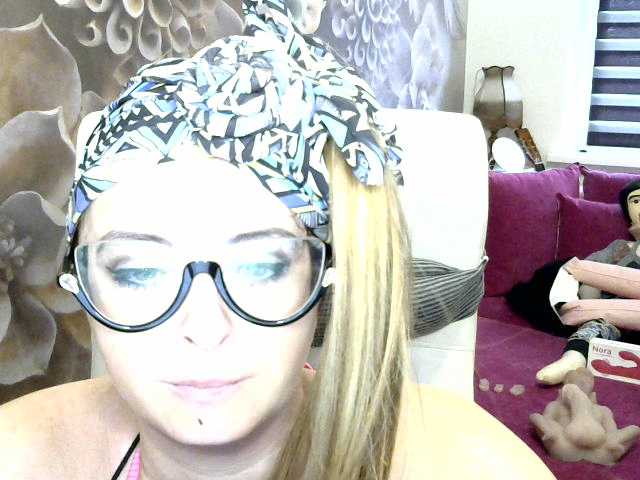 Lähettää kuvakaappauksia missboginya