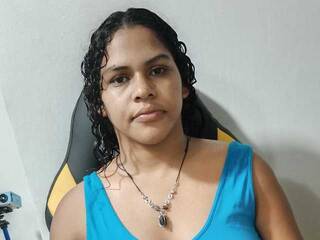 Eroottinen videokeskustelu misscandydirty