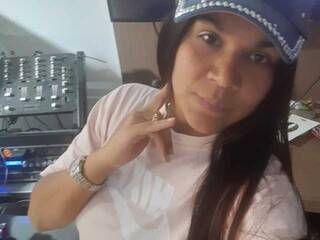 Eroottinen videokeskustelu MissDevorah