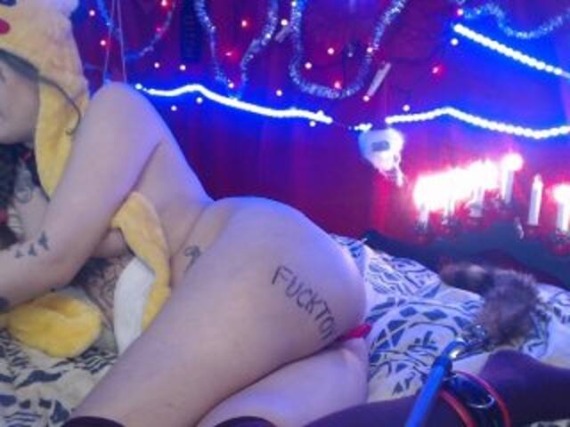 Lähettää kuvakaappauksia MissHornyGirl