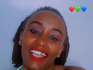 Eroottinen videokeskustelu MissieLucky