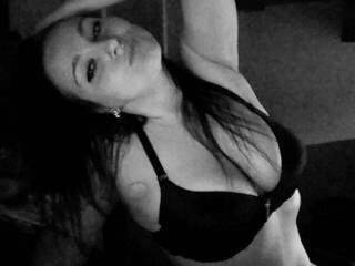 Eroottinen videokeskustelu missirina