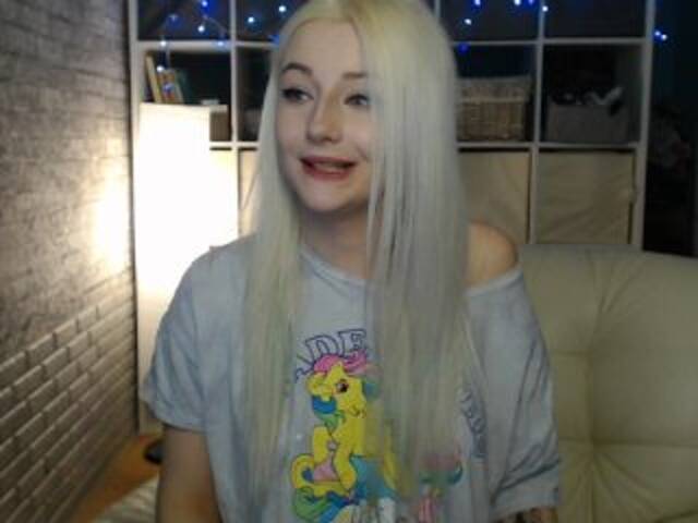 Lähettää kuvakaappauksia MissJess