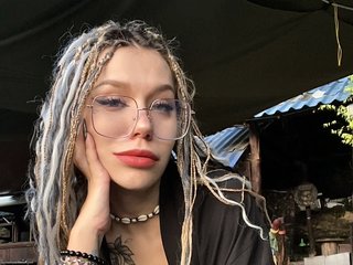 Eroottinen videokeskustelu MissKiraRodshtein