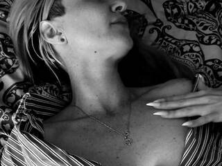 Eroottinen videokeskustelu MissLizel