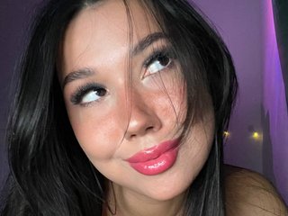 Eroottinen videokeskustelu MissRay