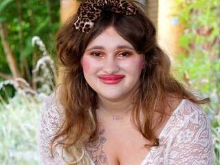 Eroottinen videokeskustelu MissZuleea