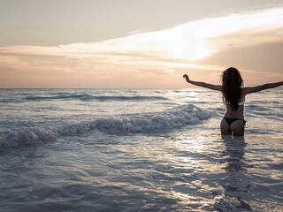 Eroottinen videokeskustelu MiyaEvans